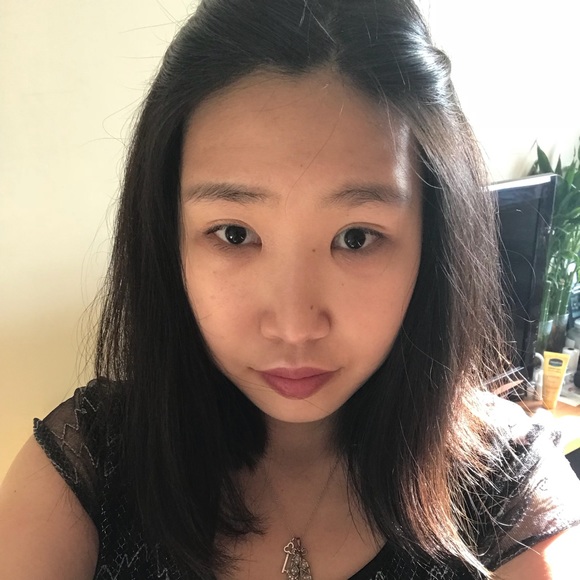 Meet your Posher, Hailie - Picture 2 of 3